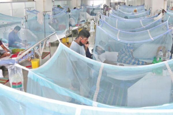 সারাদেশে ডেঙ্গুতে আরও ৫৭২ জন hospital ভর্তি